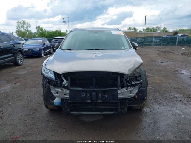 5LMCJ1D97KUL39481 Lincoln Mkc Standard