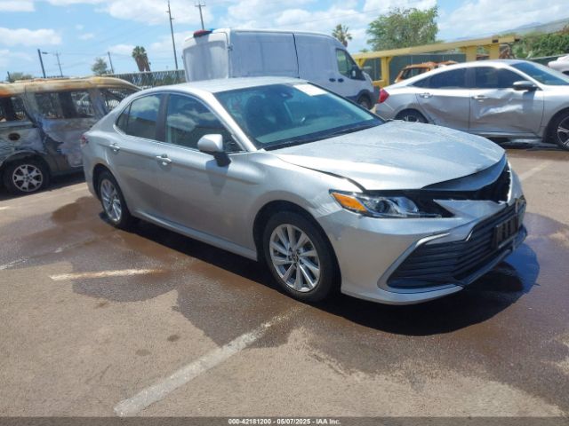 2022 TOYOTA CAMRY 4T1C11AK0NU640401