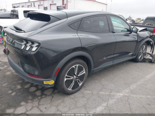 2022 FORD MUSTANG MACH-E 3FMTK1RM3NMA25588 Photo 3