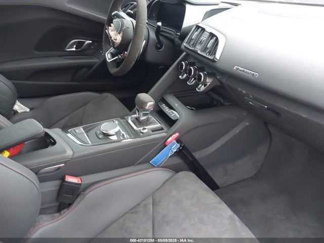 Продажа на аукционе авто 2020 Audi R8 V10 Performance Quattro S Tronic, vin: WUAKBAFX9L7900309, номер лота: 42181258