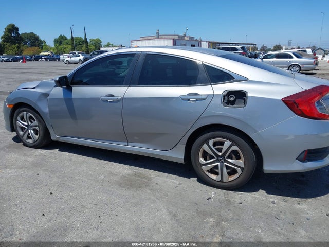 Honda Civic Lx 2018 2HGFC2F58JH527122 Image 14