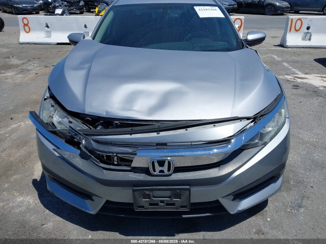 Honda Civic Lx 2018 2HGFC2F58JH527122 Image 6