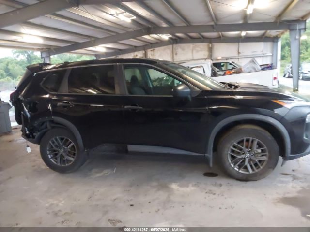 5N1AT3AA6MC688333 Nissan Rogue S Fwd