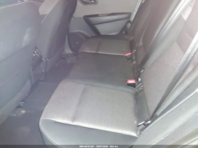 5N1AT3AA6MC688333 Nissan Rogue S Fwd