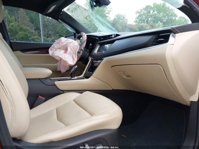 2017 CADILLAC XT5 1GYKNBRS1HZ200882 Photo 4