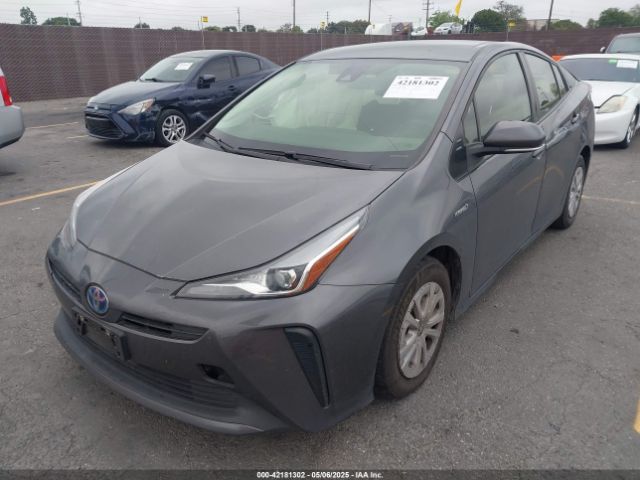 JTDKAMFU2N3181566 Toyota Prius L