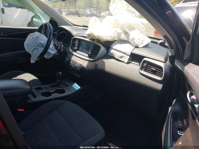 5XYPGDA34HG325685 KIA Sorento