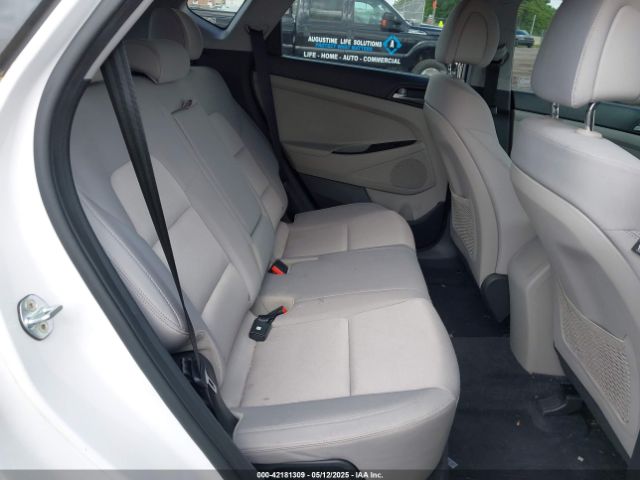 KM8J33A46JU626916 Hyundai TUCSON SEL