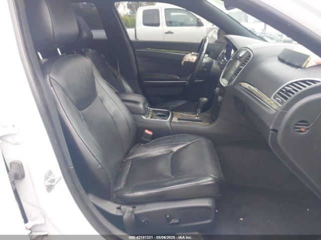2012 CHRYSLER 300C 2C3CCAET4CH236569 Photo 4
