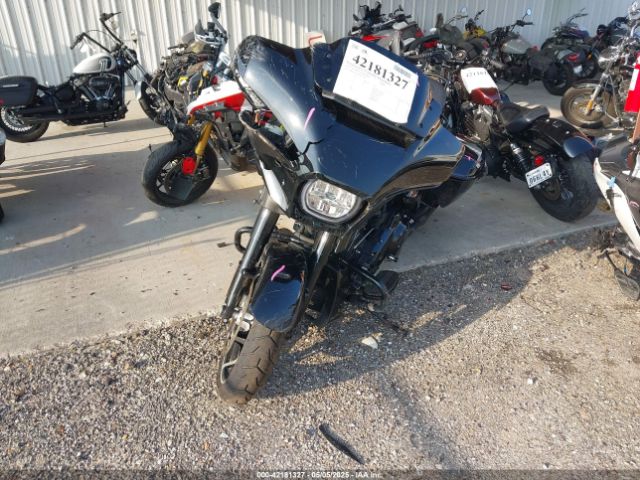 2024 HARLEY-DAVIDSON FLHX 1HD1KB714RB647848 Photo 4
