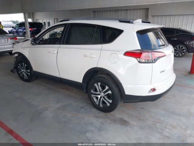 JTMZFREV3JJ187597 Toyota RAV4 LE