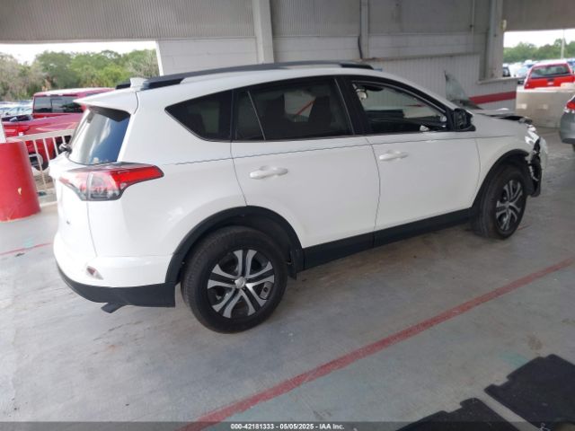 JTMZFREV3JJ187597 Toyota RAV4 LE
