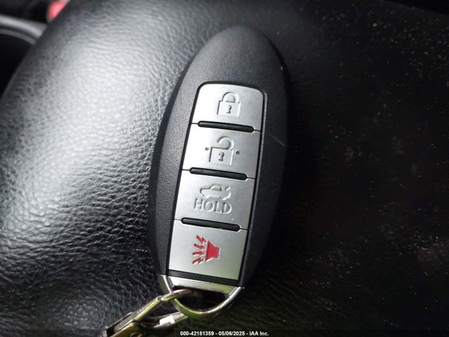 3N1AB7AP0KY210693 Nissan SENTRA SR