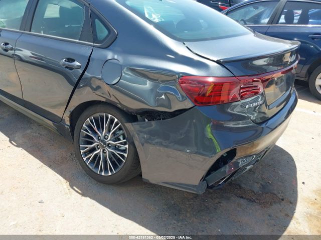 3KPF54AD5RE729166 KIA Forte Gt-line