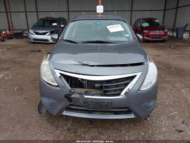 3N1CN7AP8HL816216 Nissan 2017