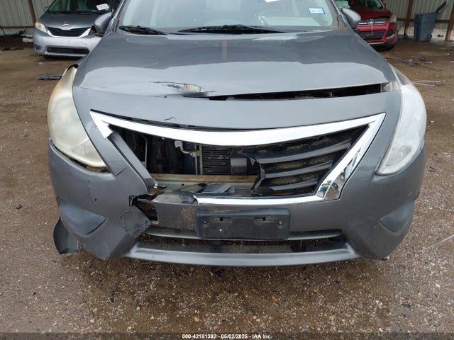 3N1CN7AP8HL816216 Nissan 2017