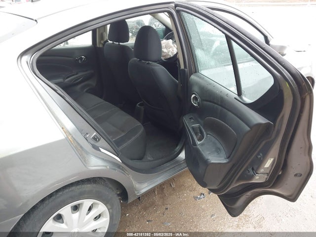 3N1CN7AP8HL816216 Nissan 2017