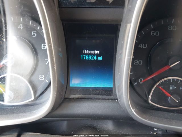 1G11D5SL7FU138920 Chevrolet MALIBU 2LT