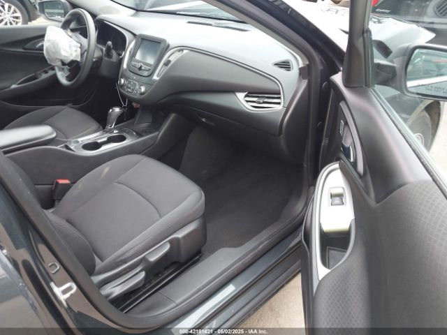 1G1ZB5ST7JF188271 Chevrolet Malibu 1ls