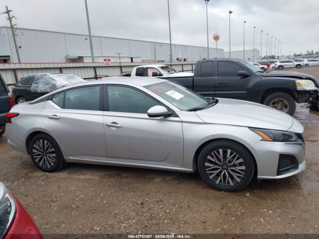 1N4BL4DV1PN362905 Nissan Altima Sv Fwd