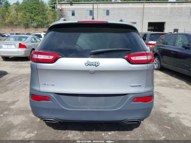 1C4PJMCX0JD550224 Jeep Cherokee Latitude 4x4