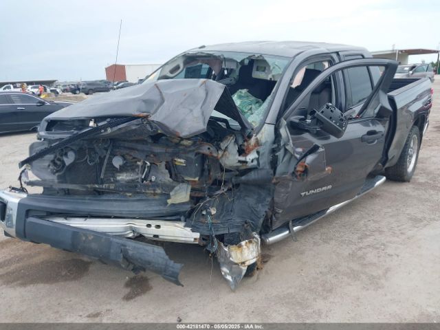 5TFRW5F14GX207771 Toyota Tundra Sr5 5.7l V8