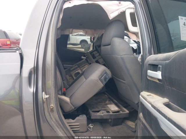 5TFRW5F14GX207771 Toyota Tundra Sr5 5.7l V8