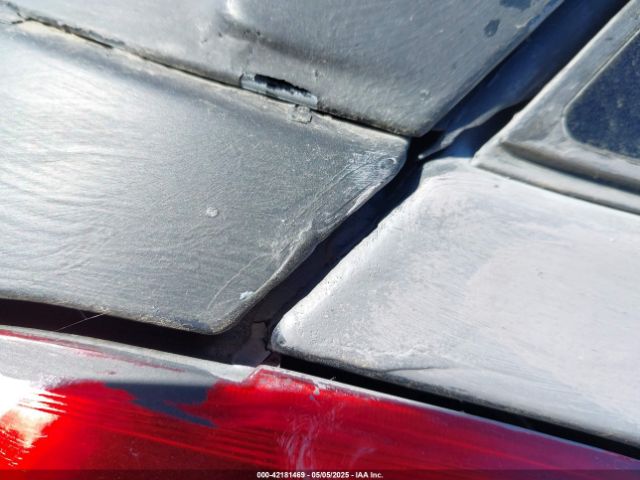 2GNFLFEKXG6102607 Chevrolet EQUINOX LT