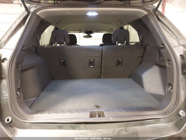 3GNAXKEV7KS512468 Chevrolet EQUINOX LT