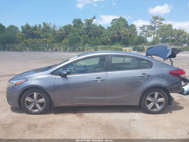 3KPFL4A79JE282653 KIA FORTE S