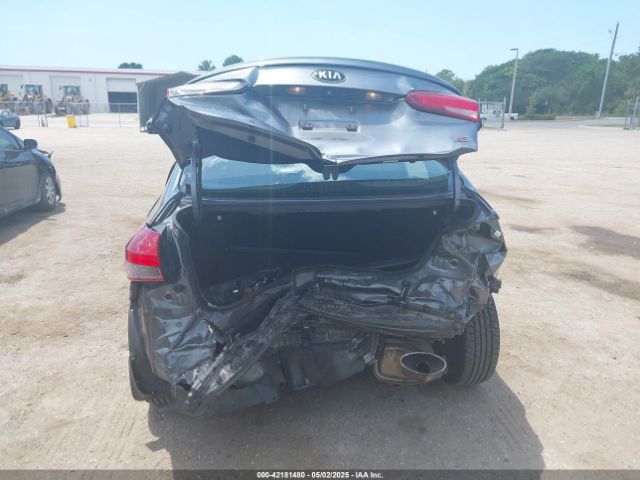 3KPFL4A79JE282653 KIA FORTE S