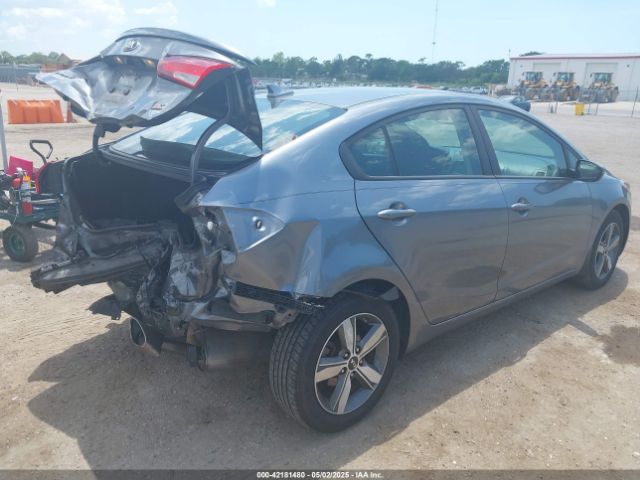 3KPFL4A79JE282653 KIA FORTE S