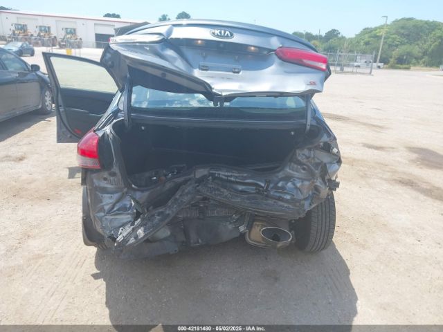 3KPFL4A79JE282653 KIA FORTE S