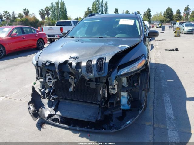 1C4PJMAS3GW340107 Jeep Cherokee Altitude
