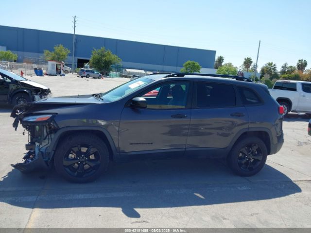 1C4PJMAS3GW340107 Jeep Cherokee Altitude