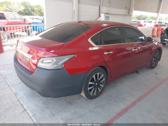 1N4AL3AP5JC212083 Nissan Altima 2.5 Sv