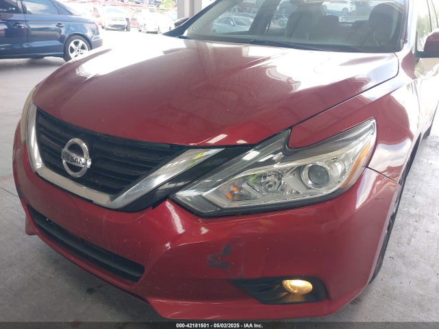 1N4AL3AP5JC212083 Nissan Altima 2.5 Sv
