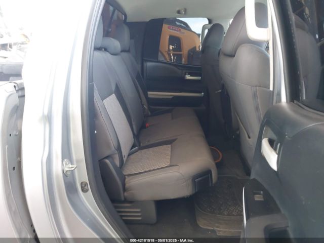 5TFRY5F15HX214109 Toyota Tundra Sr5 5.7l V8