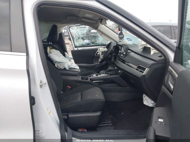 2023 MITSUBISHI OUTLANDER JA4J3TA8XPZ010519 Photo 4