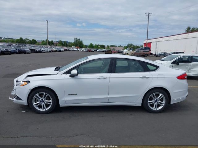 3FA6P0LU5HR238576 Ford Fusion Hybrid Se