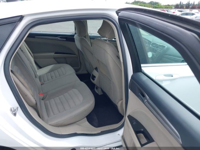 3FA6P0LU5HR238576 Ford Fusion Hybrid Se