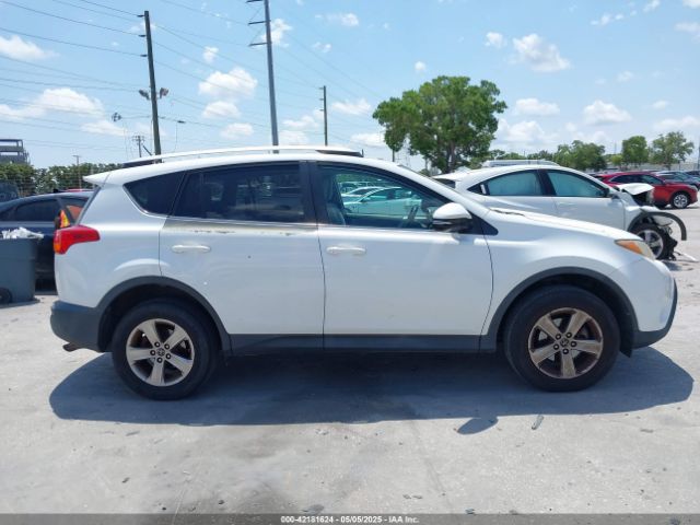 2T3RFREV2FW243263 Toyota Rav4 Xle