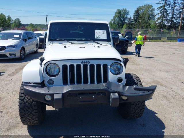 1C4BJWEG0GL185609 Jeep Wrangler Unlimited Sahara