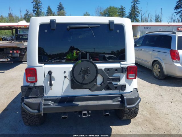 1C4BJWEG0GL185609 Jeep Wrangler Unlimited Sahara