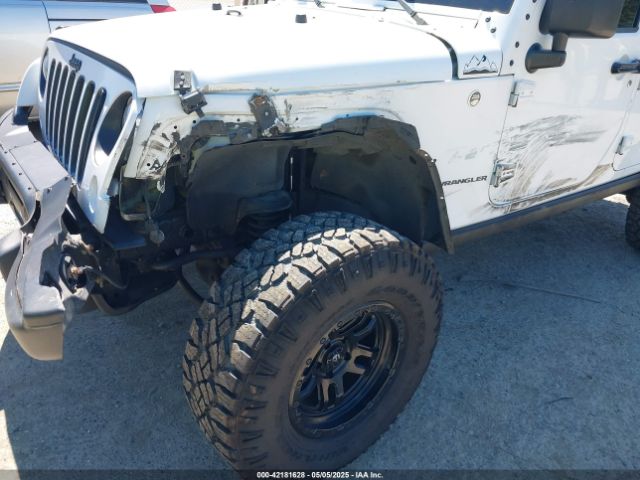 1C4BJWEG0GL185609 Jeep Wrangler Unlimited Sahara