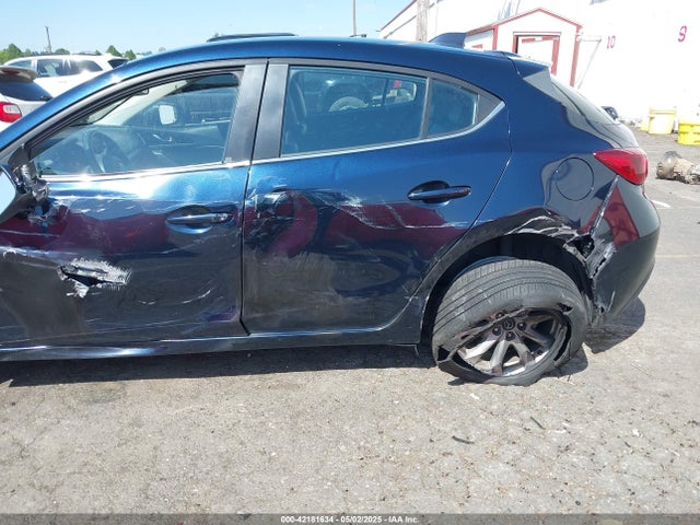 JM1BM1L35E1184569 Mazda py