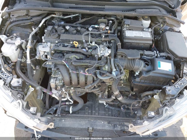 5YFB4MDE8RP174606 Toyota COROLLA LE