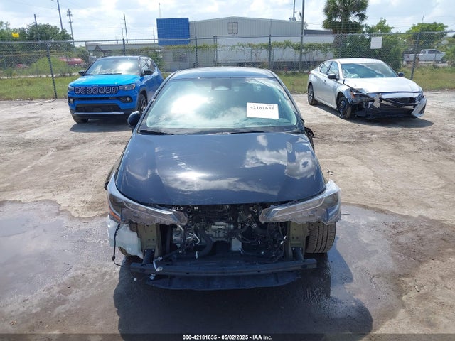 5YFB4MDE8RP174606 Toyota COROLLA LE