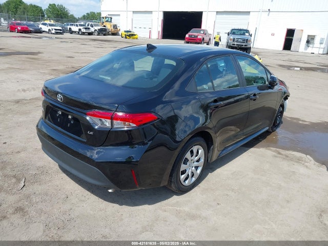 5YFB4MDE8RP174606 Toyota COROLLA LE
