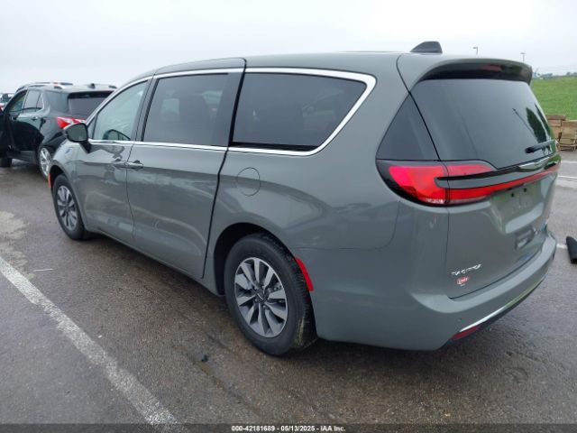 2024 CHRYSLER PACIFICA HYBRID 2C4RC1S7XRR200143 Photo 2